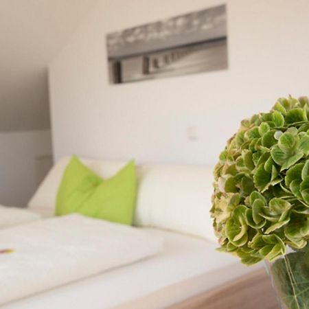 Pension Jederzeit Wallersdorf Esterno foto